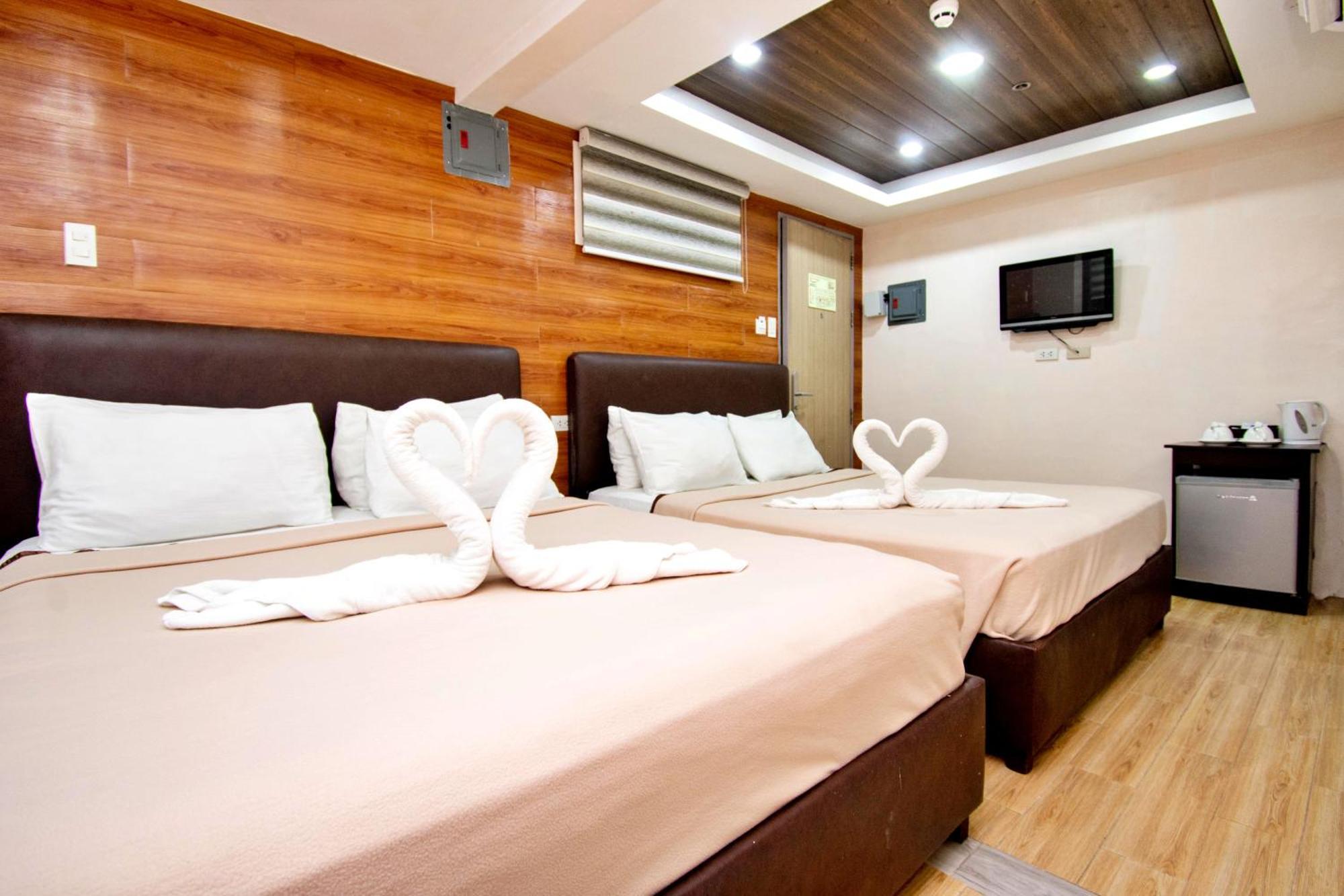 Emerald Island Hotel 발라박 외부 사진