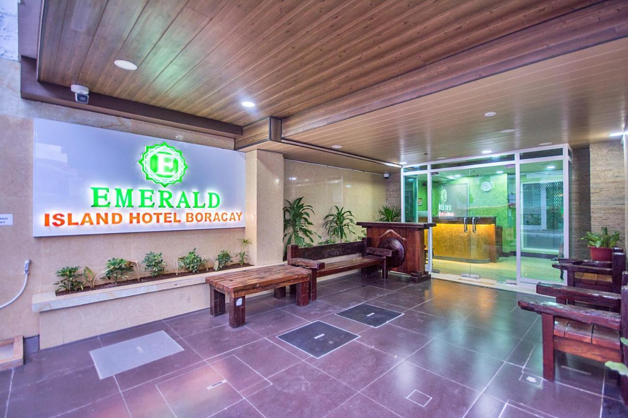 Emerald Island Hotel 발라박 외부 사진